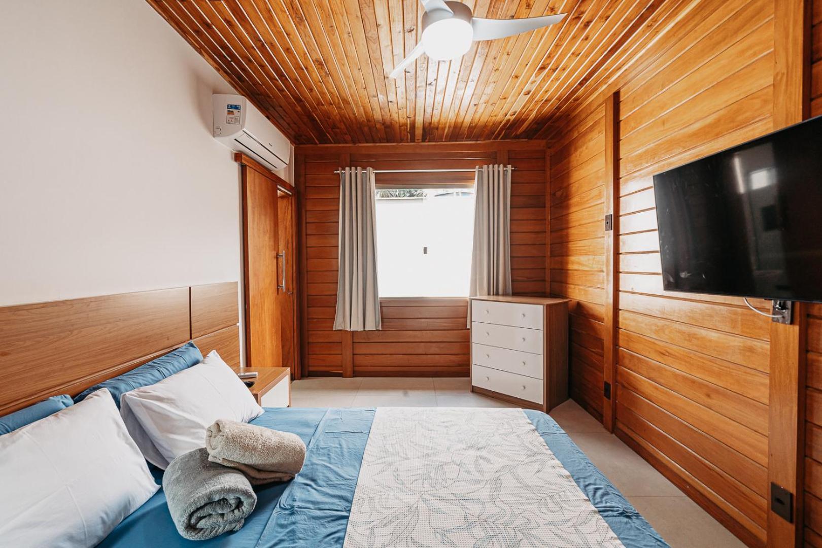 Casadecastelhanos, Quadra Do Mar De Castelhanos, 4 Suites Com Ar, Churrasqueira, Piscina, Hidromassagem, Cozinha Integrada Gourmet Ideal Para Familia E Amigos أنشيتا المظهر الخارجي الصورة