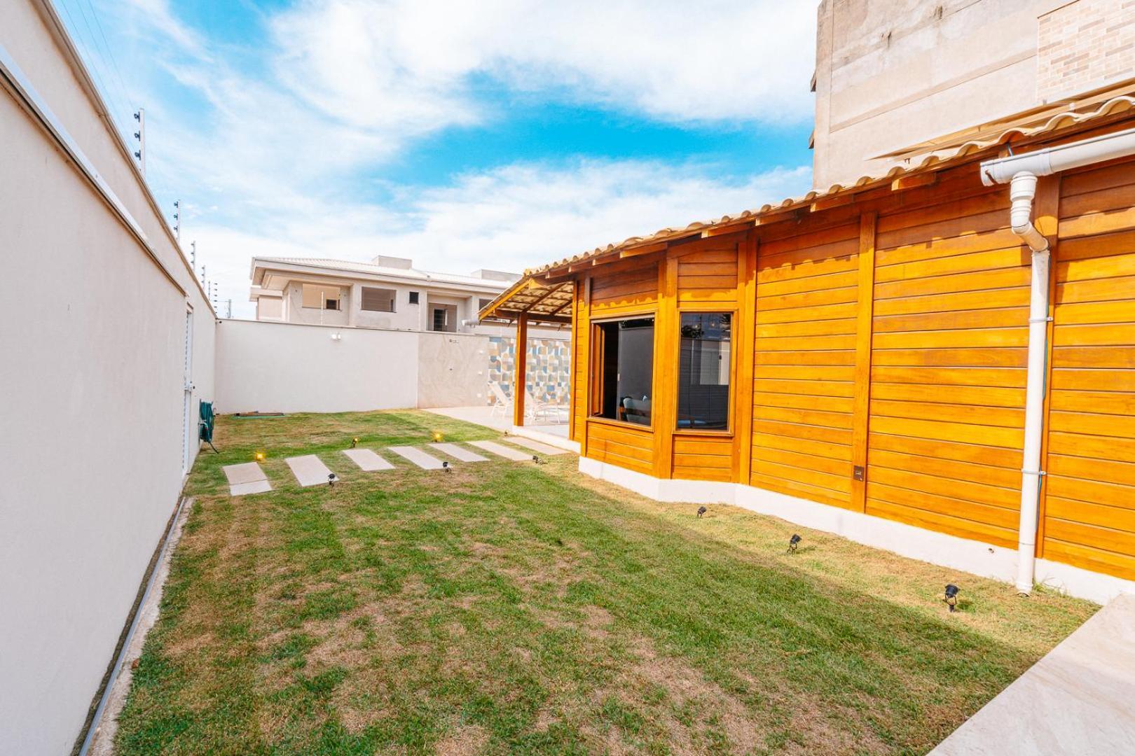 Casadecastelhanos, Quadra Do Mar De Castelhanos, 4 Suites Com Ar, Churrasqueira, Piscina, Hidromassagem, Cozinha Integrada Gourmet Ideal Para Familia E Amigos أنشيتا المظهر الخارجي الصورة