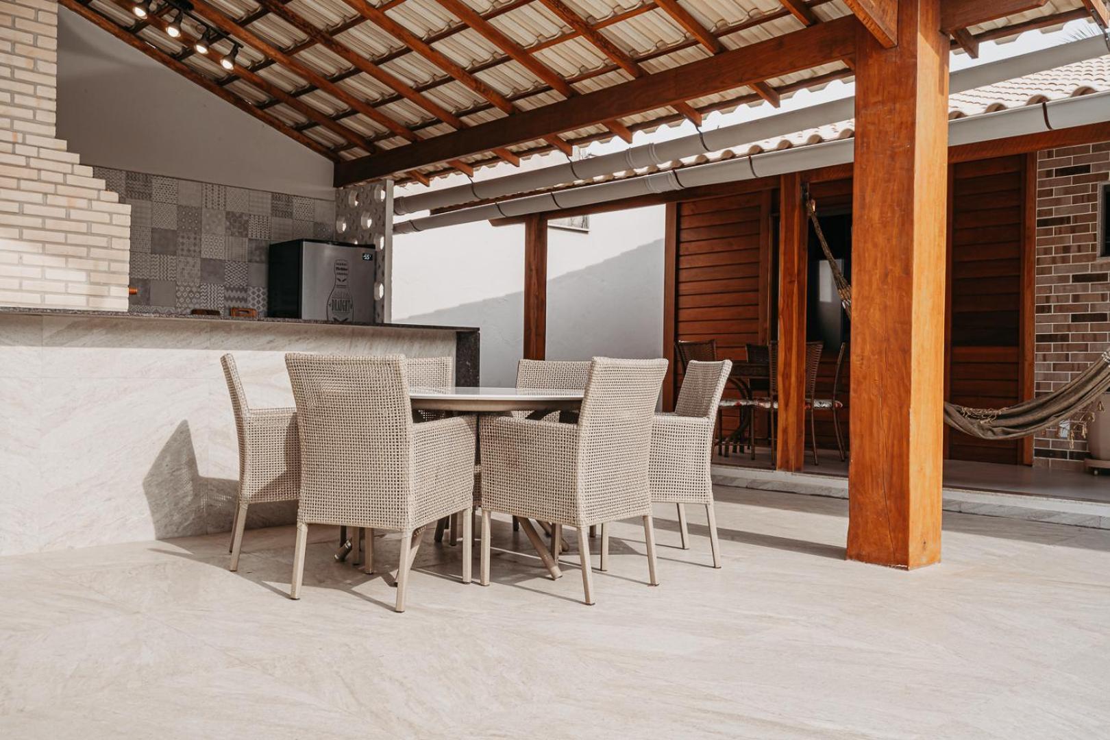 Casadecastelhanos, Quadra Do Mar De Castelhanos, 4 Suites Com Ar, Churrasqueira, Piscina, Hidromassagem, Cozinha Integrada Gourmet Ideal Para Familia E Amigos أنشيتا المظهر الخارجي الصورة