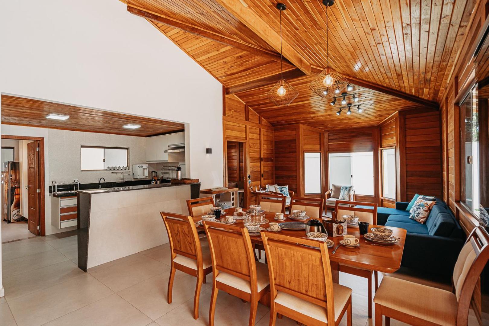 Casadecastelhanos, Quadra Do Mar De Castelhanos, 4 Suites Com Ar, Churrasqueira, Piscina, Hidromassagem, Cozinha Integrada Gourmet Ideal Para Familia E Amigos أنشيتا المظهر الخارجي الصورة