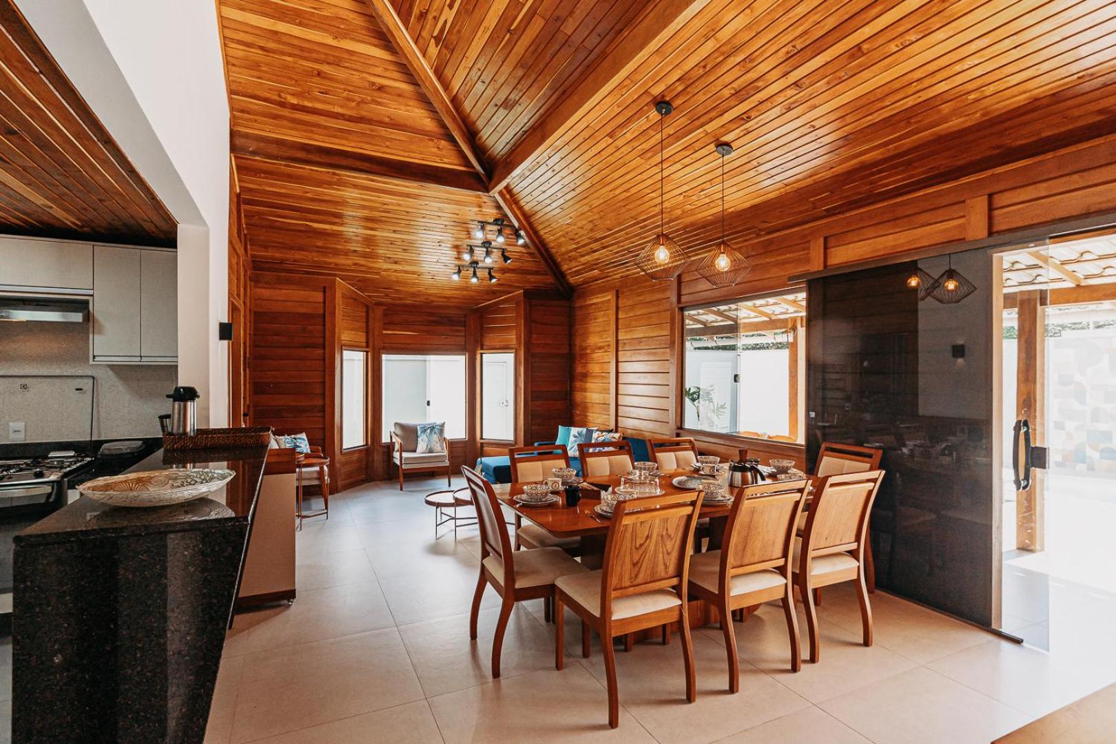 Casadecastelhanos, Quadra Do Mar De Castelhanos, 4 Suites Com Ar, Churrasqueira, Piscina, Hidromassagem, Cozinha Integrada Gourmet Ideal Para Familia E Amigos أنشيتا المظهر الخارجي الصورة
