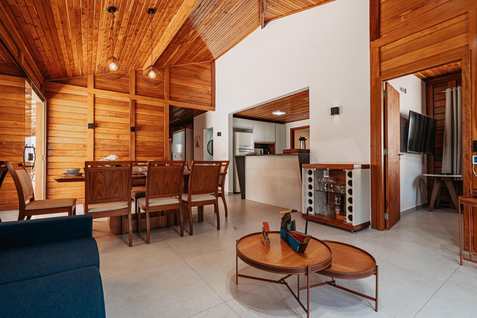 Casadecastelhanos, Quadra Do Mar De Castelhanos, 4 Suites Com Ar, Churrasqueira, Piscina, Hidromassagem, Cozinha Integrada Gourmet Ideal Para Familia E Amigos أنشيتا المظهر الخارجي الصورة
